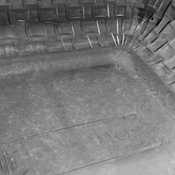 Anchor Hocking Clear Basketweave 8" Sq. Baker - Picture 3 of 5